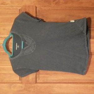 Woolrich women's size SP cotton blueberry Tee